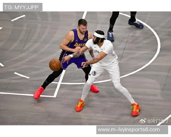 浓眉绝杀34分15篮板助湖人险胜老鹰杨毅空砍25分12板表现不俗